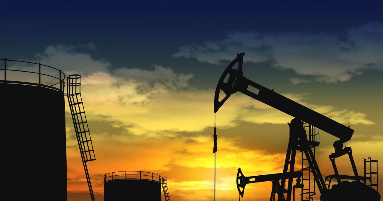 Czy ceny ropy wciąż będą spadać? /123RF/PICSEL