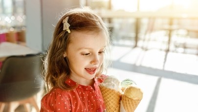 Czy codzienne jedzenie lodów to coś złego? Dietetyk odpowiada