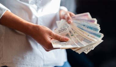 Czy darowiznę od rodziców trzeba zgłaszać do urzędu skarbowego?