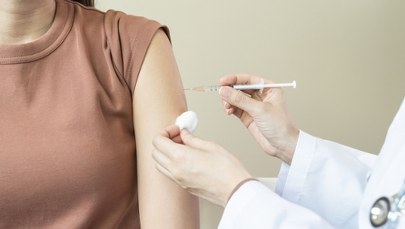 Czy dorośli powinni szczepić się przeciwko HPV? Ekspert odpowiada