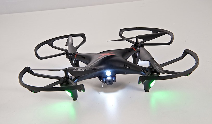 Czy dron za niespełna 250 złotych ma odpowiednią jakość? /INTERIA.PL/materiały prasowe
