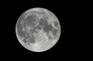 Există lună plină astăzi?  Cel mai apropiat este Harvest Moon