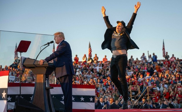 Czy Elon Musk zna tajne plany Pentagonu? Trump komentuje