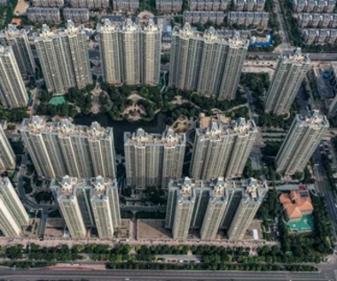 Czy Evergrande jest drugim Lehman Brothers? 