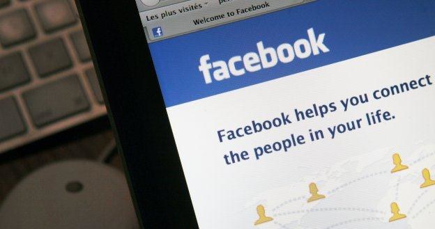 Czy Facebook planuje zakup Opery? /AFP