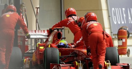 Czy Ferrari spełni swoje groźby i wycofa się z F1? /AFP