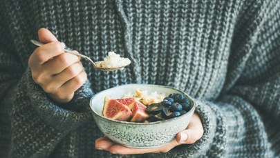 Czy, gdy jest chłodno, powinniśmy jeść więcej?