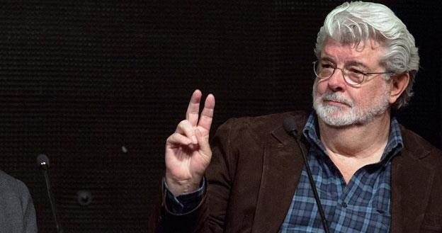 Czy George Lucas będzie chciał mieć wpływ na nowe części "Gwiezdnych wojen"? /AFP