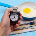 dieta Czy głodówka wpływa na koncentrację? Najnowsze dane naukowe mówią jasno