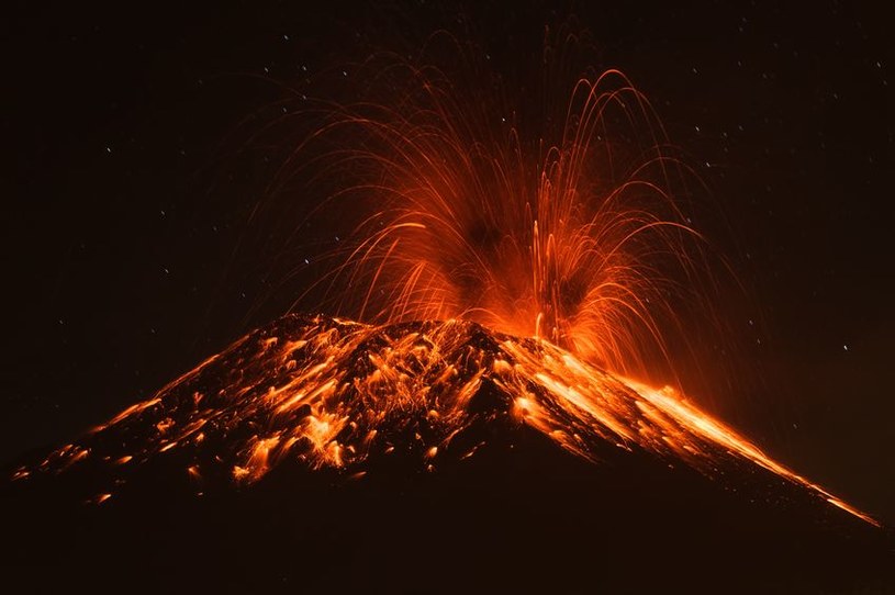 Czy grozi nam erupcja superwulkanu? /123RF/PICSEL