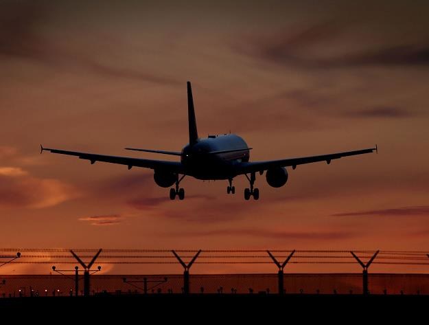 Czy hałas samolotów zostanie kiedyś zrekompensowany? /AFP