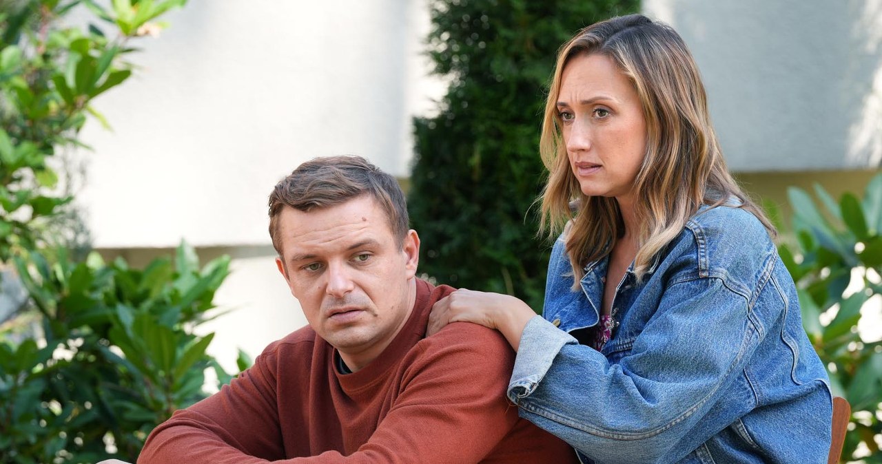 Czy Hubert zdecyduje się sprzedać nieruchomość na Zacisznej i zamieszkać z najbliższymi gdzieś indziej? /Źródło: AIM