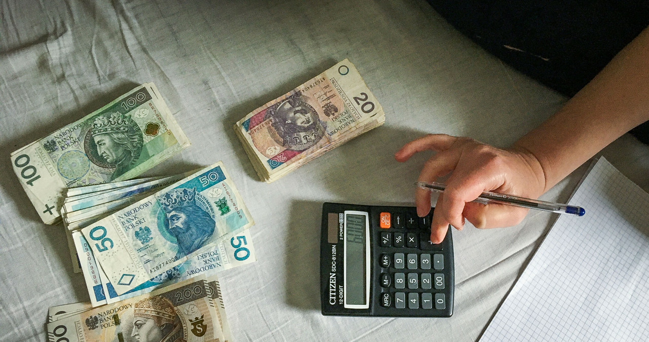 Czy inflacja zje podwyżki płac? /Piotr Kamionka /Reporter