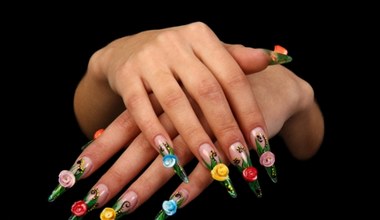 Czy jesteś wystarczająco odważna na Junk Nails? Sprawdź, czy pasujesz do tego trendu!