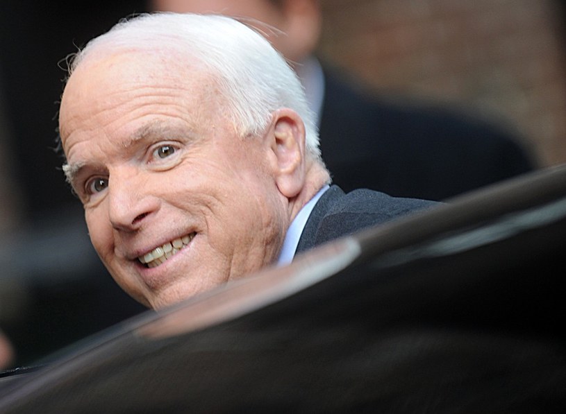 Czy John McCain dotrzyma słowa? /LFI/Photoshot /Reporter