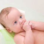 Czy kąpać noworodka w przegotowanej wodzie?