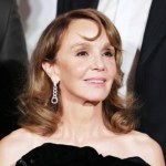 pewność siebie Czy kobieta po 60-tce może być seksowna? Czego możemy nauczyć się od serialowej Sylvie Grateau?