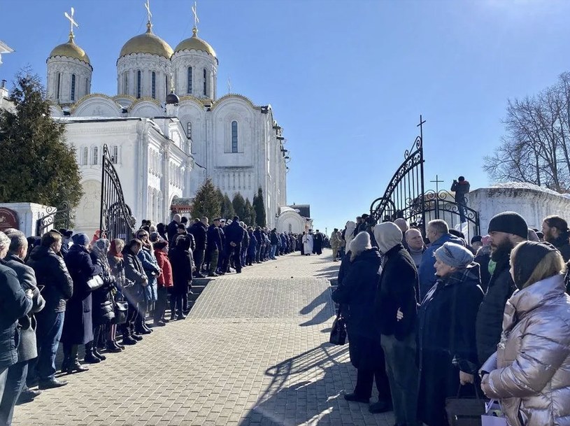 Czy kolejne pogrzeby sprawią, że Rosjanie przestaną popierać Putina? /Twitter