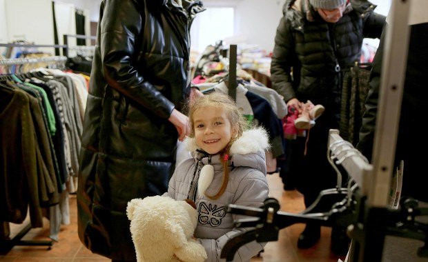 Czy Kościół pomaga uchodźcom z Ukrainy? Są szczegółowe dane