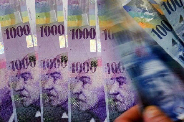 Czy kredyt w euro wyprze kredyt we frankach? /AFP