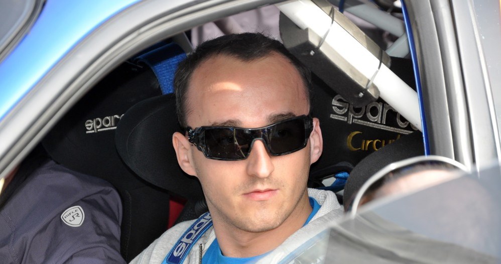 Czy Kubica powinien podejmować ryzyko startowania w rajdach? /Associated Press /Informacja prasowa