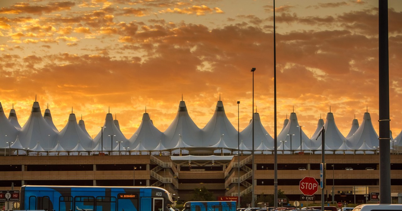 Czy lotnisko w Denver naprawdę ma coś do ukrycia? /domena publiczna