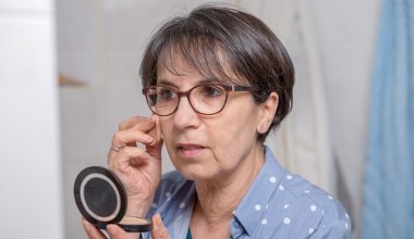 Czy makijaż naprawdę przyspiesza starzenie skóry? Te najnowsze fakty mogą zaskoczyć