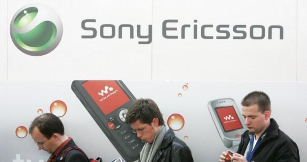 Czy marka Sony Ericsson zniknie z rynku? /AFP