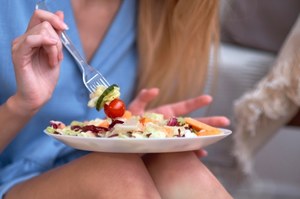 Czy masz zdrową relację z jedzeniem? Odpowiedz na kilka pytań [TEST]