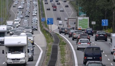 Czy można dostać mandat za zbyt wolną jazdę?