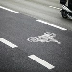 Czy można jeździć motocyklem po buspasie?