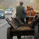 Czy można na chwilę przekroczyć linię ciągłą w czasie wyprzedzania?