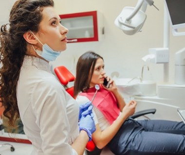 Czy można odliczyć dentystę w PIT 2025? Fiskus zajął stanowisko