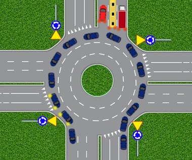 Czy można okrążać rondo prawym pasem? Kierowcy mylą podstawowy przepis