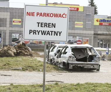 Czy można parkować na terenie prywatnym?