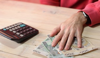 Czy można poprosić o wcześniejszą wypłatę pensji? Kodeks pracy mówi jasno