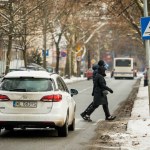 Czy można ruszyć zanim pieszy zejdzie z pasów? Co mówią polskie przepisy