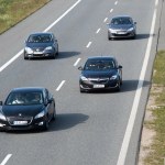 Czy można wyprzedzać prawym pasem na autostradzie? Zasada jest jedna