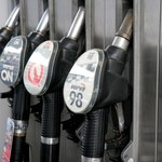 Czy należy obniżyć podatki od paliwa?