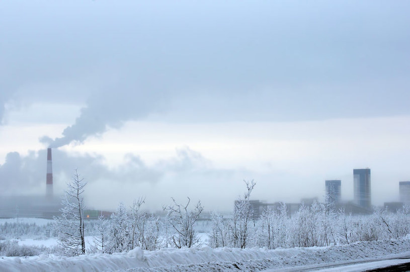 Czy niebawem czeka nas katastrofalny spadek temperatury na Ziemi? /123RF/PICSEL