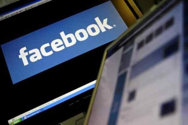 Czy nowe funkcje Facebooka są nam potrzebne? /AFP