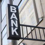 Czy nowy rząd zmieni politykę wobec banków? Diabeł tkwi w hipotekach