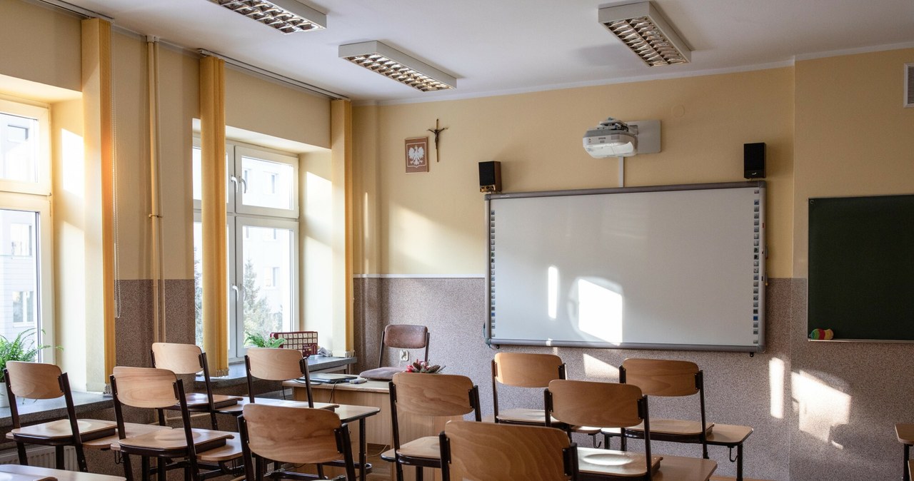 Czy ocena z religii i etyki liczy się do średniej? MEN zabrało głos. /Karol Porwich /East News