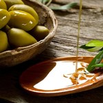 Czy olej z liści oliwnych może wpłynąć na nasze zdrowie i urodę?