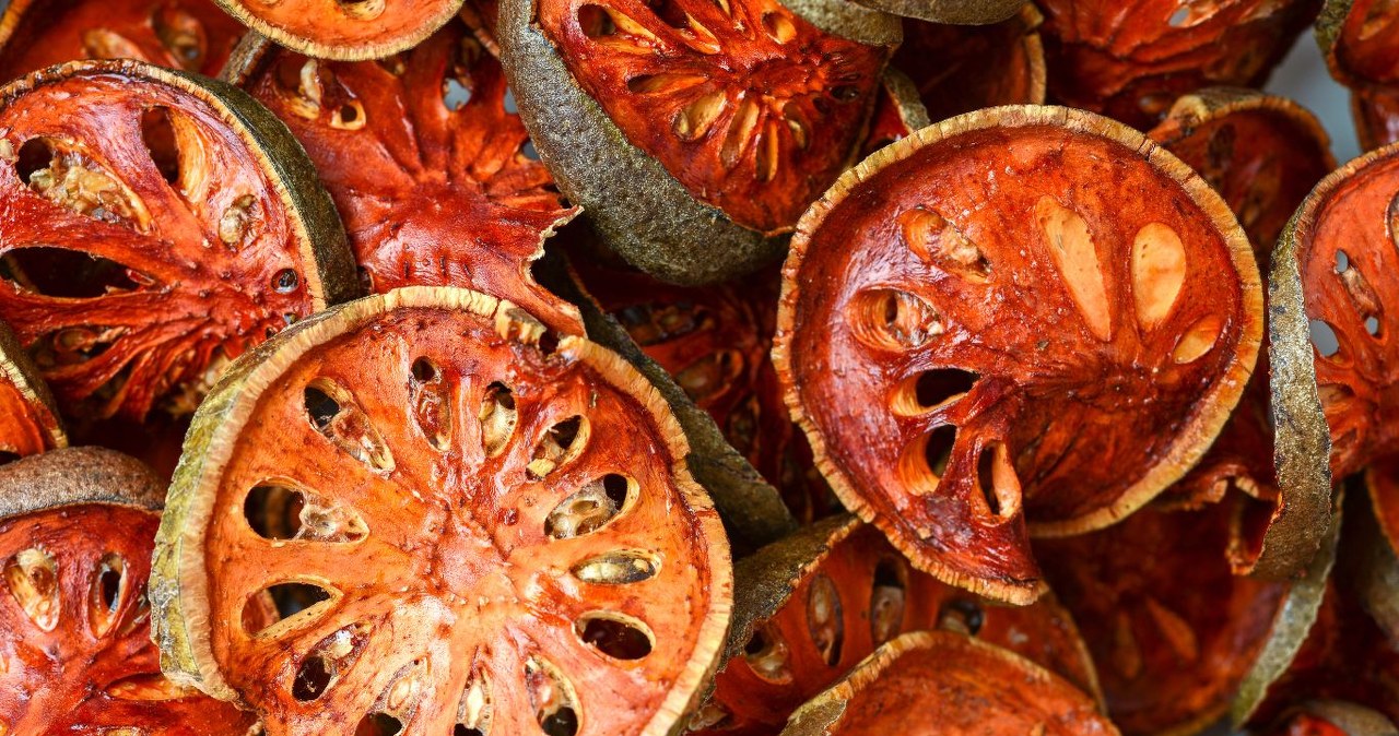 Czy owoce pigwowca są zdrowe? Kto powinien je spożywać? /antpkr /Canva Pro