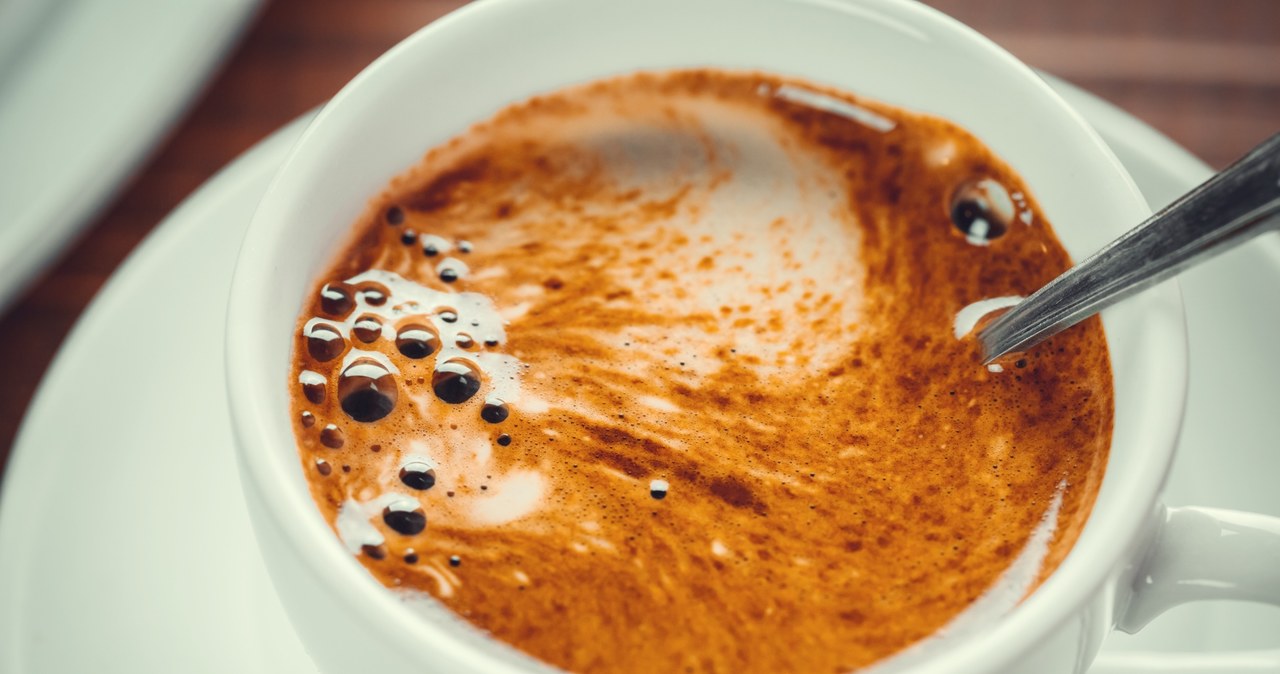 Czy picie kawy na pusty żołądek szkodzi? /123RF/PICSEL