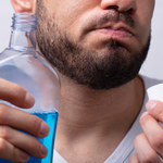 Czy płyn do płukania jamy ustnej chroni przed koronawirusem?