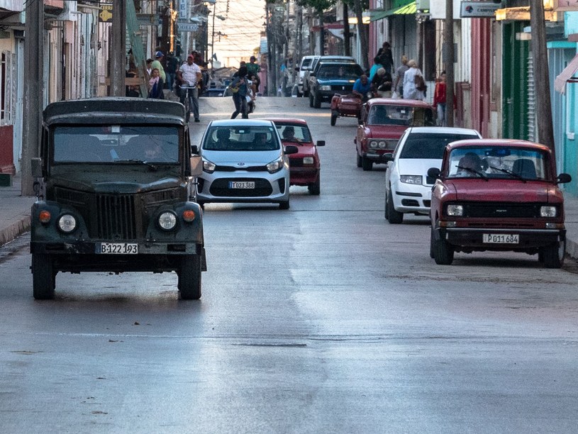 Czy po 2035 roku europejskie ulice będą przypominać te na Kubie? /Getty Images