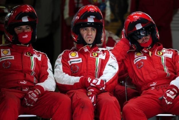 Czy Polak dołączy do sztabu Ferrari? /AFP