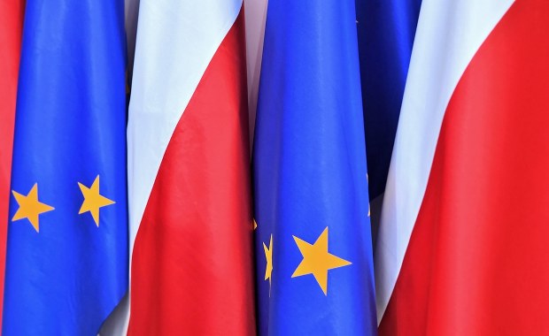 Czy Polska powinna być dalej członkiem UE? Sondaż dla "DGP" i RMF FM